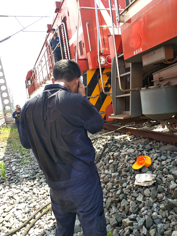 28.戰高溫 斗酷暑-張彥明(三等獎)_副本.jpg